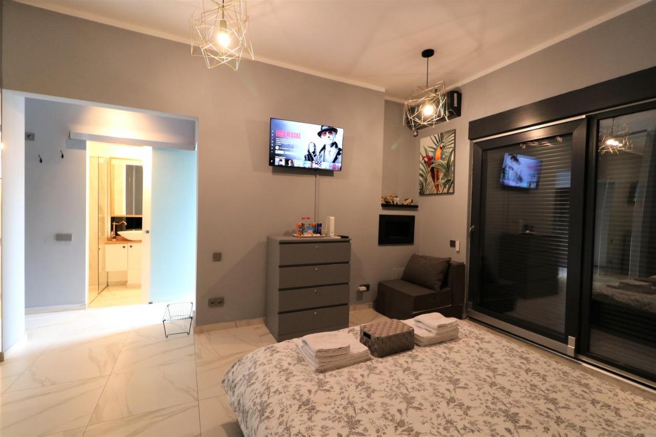 Deluxe Skyline Retreat Studio - Old Town بوخارست المظهر الخارجي الصورة