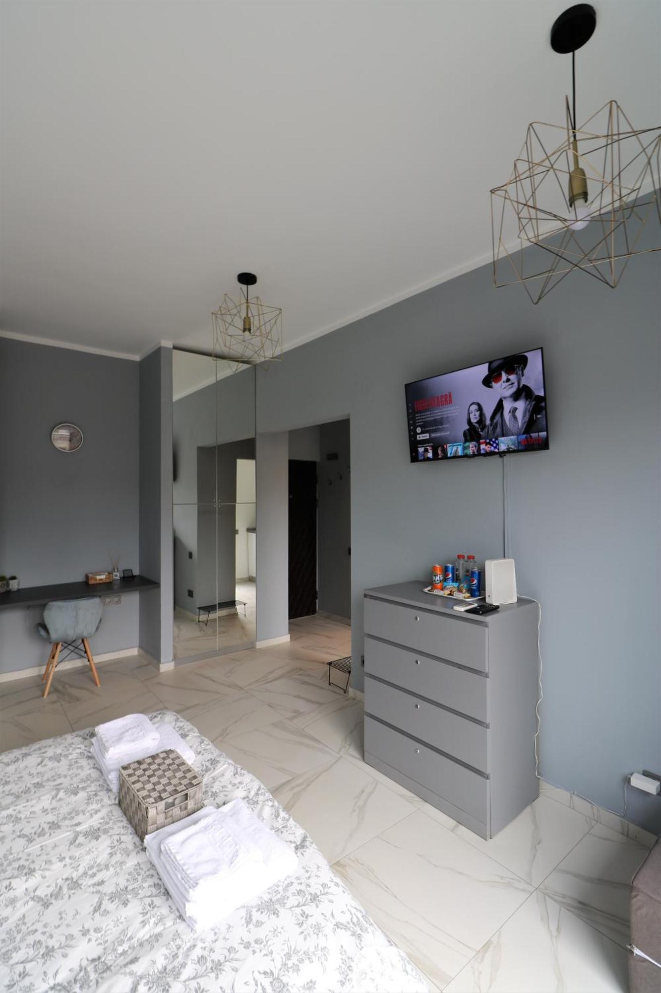 Deluxe Skyline Retreat Studio - Old Town بوخارست المظهر الخارجي الصورة