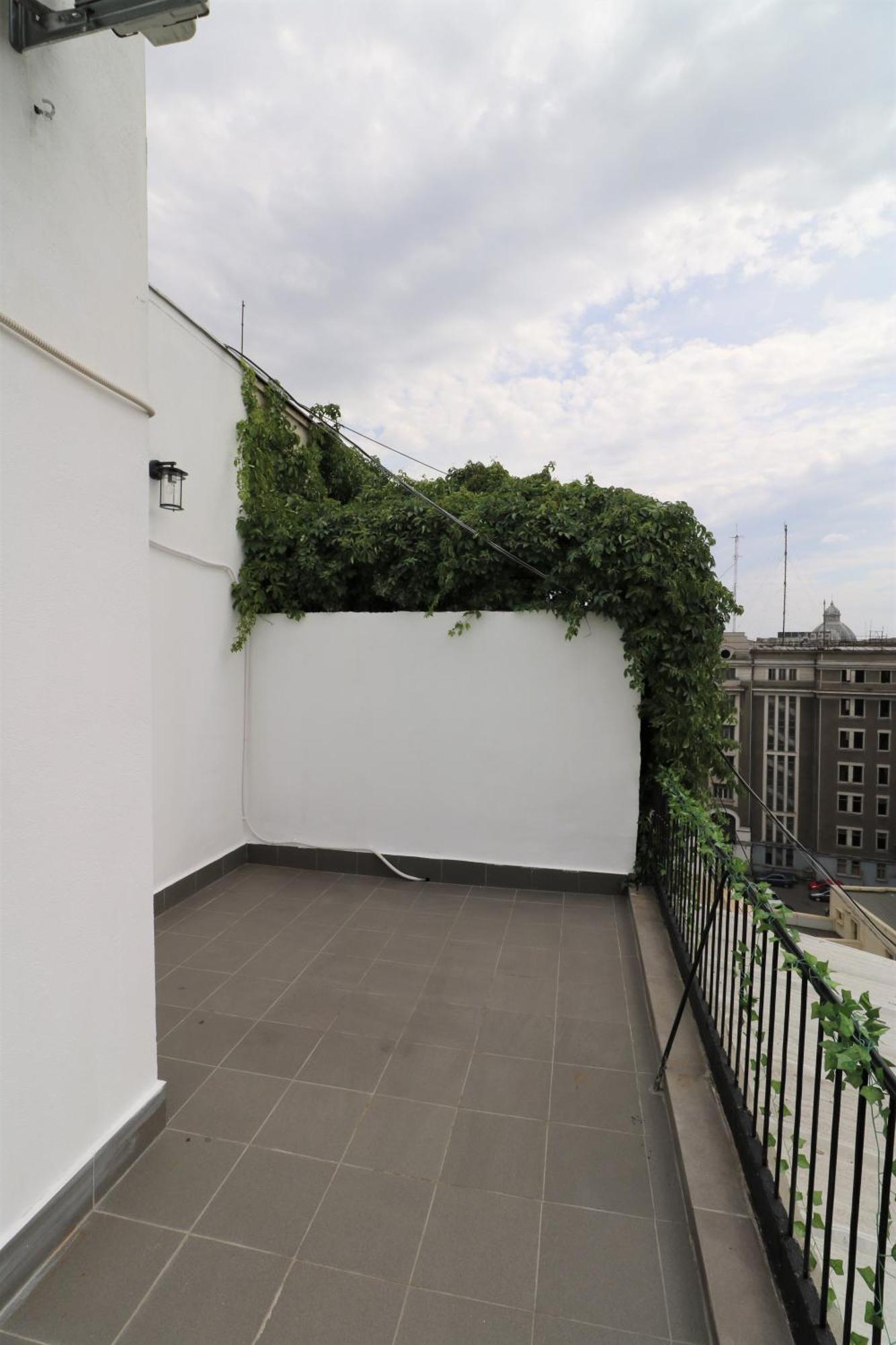 Deluxe Skyline Retreat Studio - Old Town بوخارست المظهر الخارجي الصورة
