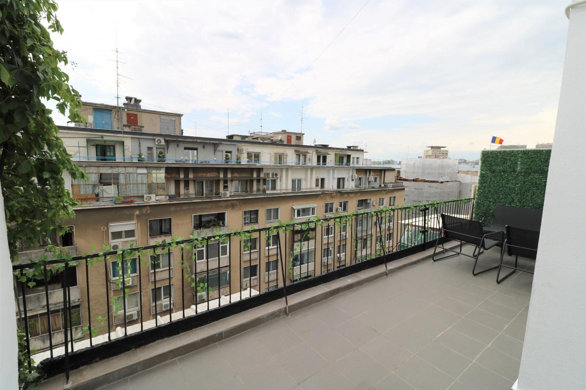 Deluxe Skyline Retreat Studio - Old Town بوخارست المظهر الخارجي الصورة